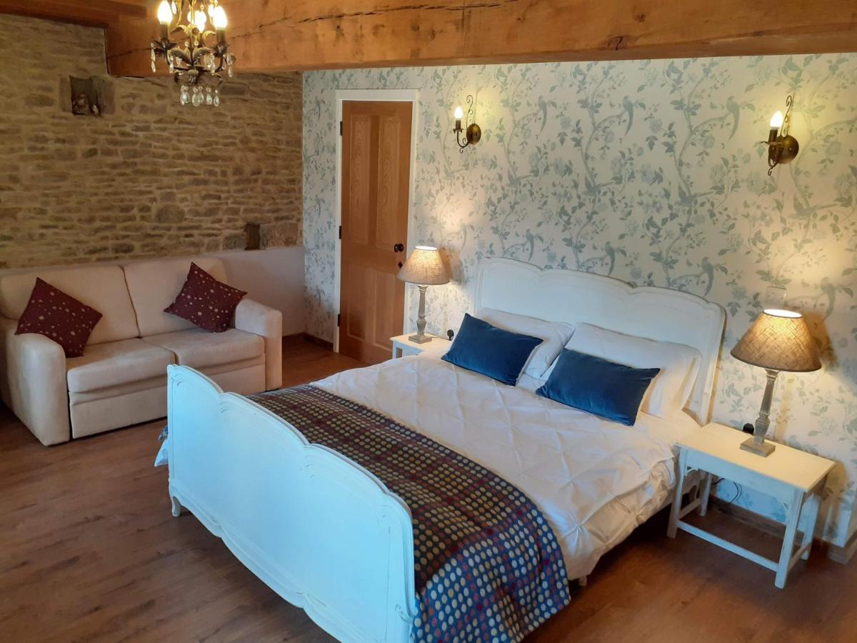 The Byre North End Farm Bed & Breakfast Ashton Keynes ภายนอก รูปภาพ