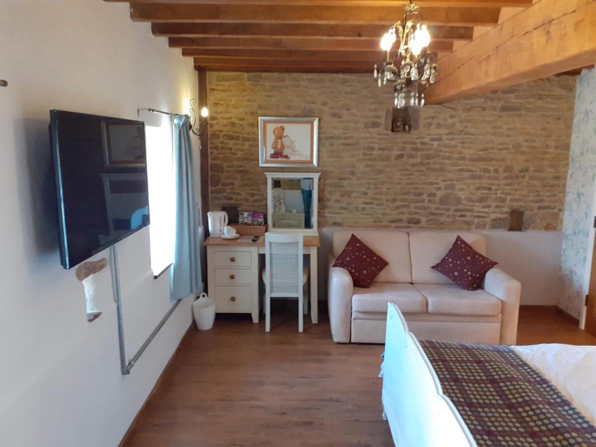 The Byre North End Farm Bed & Breakfast Ashton Keynes ภายนอก รูปภาพ